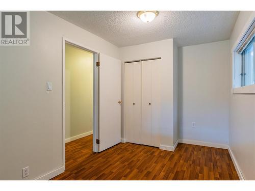 102 Campbell Road, Fruitvale, BC - Indoor Photo Showing Other Room