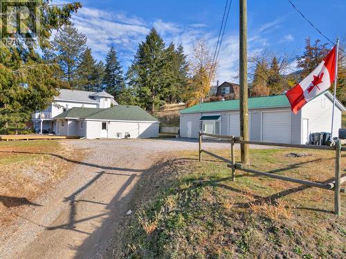 15091 Oyama Road, Lake Country, BC - Outdoor