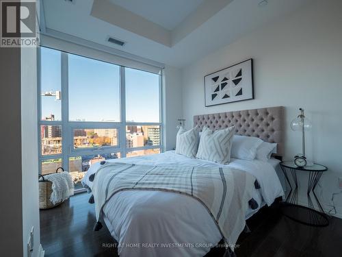 1220 - 460 Adelaide Street E, Toronto, ON - Indoor Photo Showing Bedroom