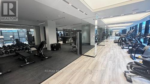 1010 - 127 Broadway Avenue, Toronto, ON - Indoor Photo Showing Gym Room