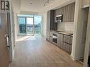 1010 - 127 Broadway Avenue, Toronto, ON  - Indoor Photo Showing Kitchen 