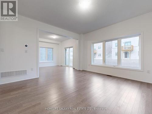 238 Flood Avenue, Clarington, ON - Indoor Photo Showing Other Room