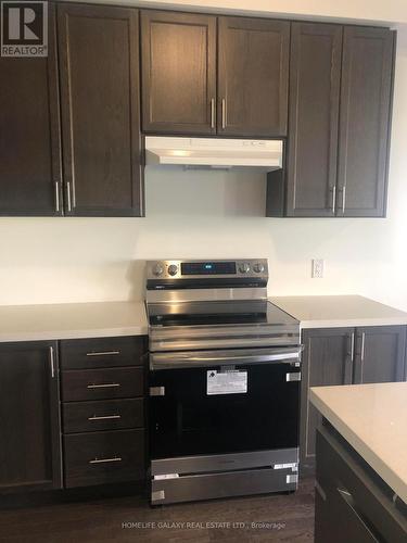 238 Flood Avenue, Clarington, ON - Indoor Photo Showing Kitchen