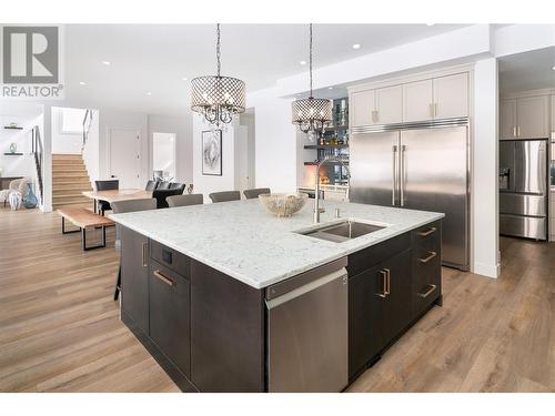 1584 Malbec Place, West Kelowna, BC - Indoor Photo Showing Kitchen With Upgraded Kitchen