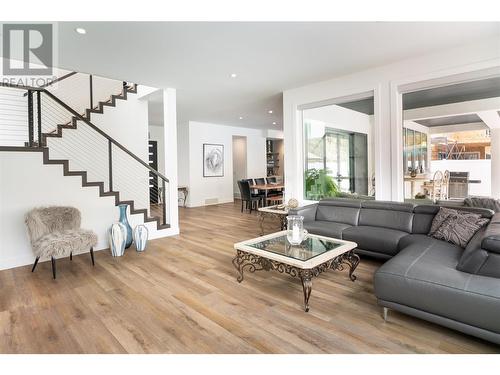 1584 Malbec Place, West Kelowna, BC - Indoor Photo Showing Living Room