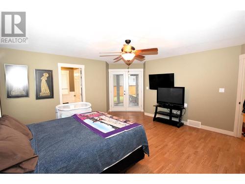 458 Ibis Avenue, Vernon, BC - Indoor Photo Showing Bedroom