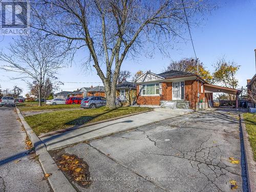 Upper - 73 Barrymore Road, Toronto, ON - Outdoor