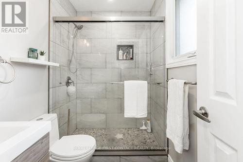 279 Anne Street N, Barrie, ON - Indoor Photo Showing Bathroom