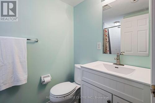 108 - 37 Four Winds Drive, Toronto, ON - Indoor Photo Showing Bathroom