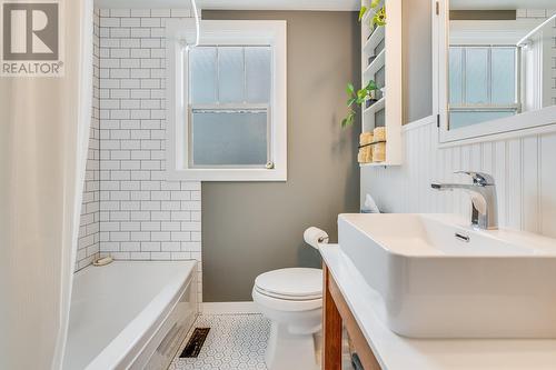 4103 30 Street, Vernon, BC - Indoor Photo Showing Bathroom