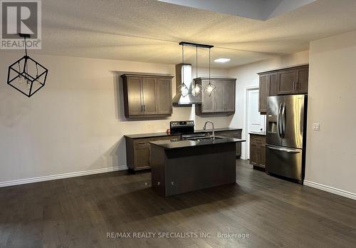 54 Matheson Crescent, East Zorra-Tavistock, ON - Indoor Photo Showing Kitchen