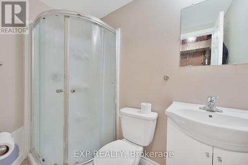 259 Charles Street W, Ingersoll, ON - Indoor Photo Showing Bathroom