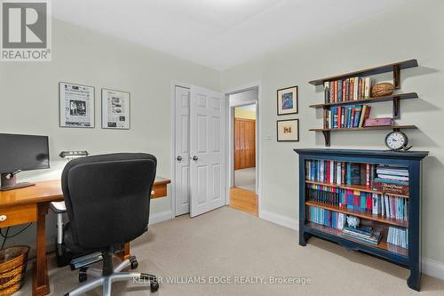 2182 Clarendon Park Drive, Burlington, ON - Indoor Photo Showing Office