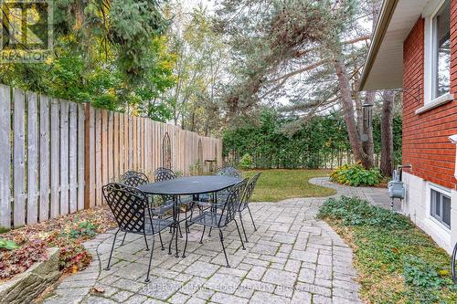 2182 Clarendon Park Drive, Burlington, ON - Outdoor With Deck Patio Veranda