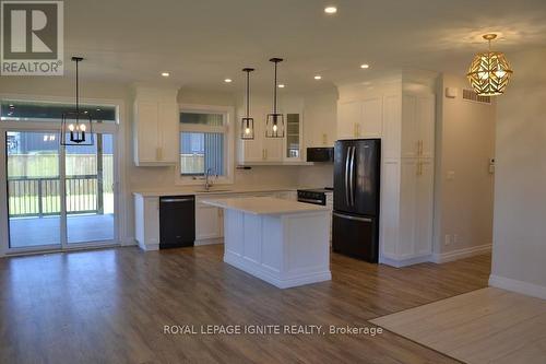 6 Ambrosia Terrace, Quinte West, ON - Indoor Photo Showing Kitchen