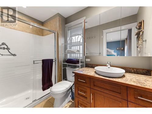 2604 Wild Horse Drive, West Kelowna, BC - Indoor Photo Showing Bathroom