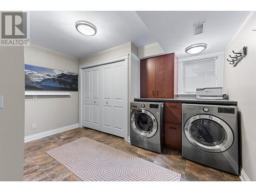 2604 Wild Horse Drive, West Kelowna, BC - Indoor Photo Showing Laundry Room