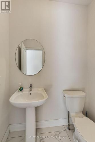 144 Mondial Crescent, East Gwillimbury, ON - Indoor Photo Showing Bathroom