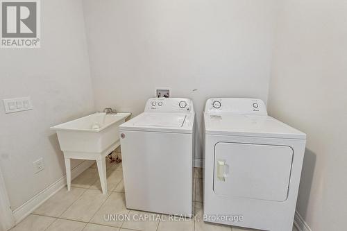 144 Mondial Crescent, East Gwillimbury, ON - Indoor Photo Showing Laundry Room