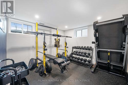 24 Brisbane Glen, St. Catharines (442 - Vine/Linwell), ON - Indoor Photo Showing Gym Room