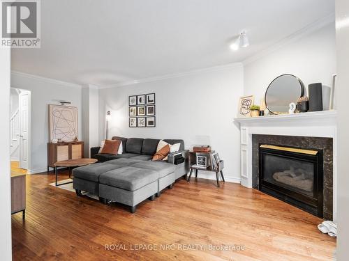 210 Lawrence Lane, Pelham (662 - Fonthill), ON - Indoor Photo Showing Living Room With Fireplace