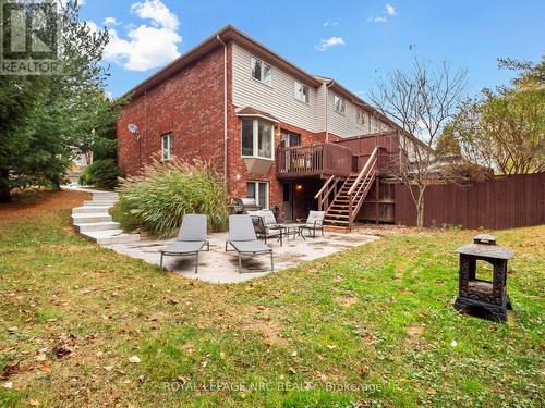 210 Lawrence Lane, Pelham (662 - Fonthill), ON - Outdoor With Deck Patio Veranda