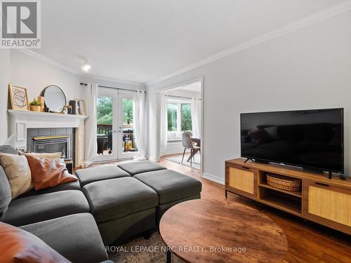 210 Lawrence Lane, Pelham (662 - Fonthill), ON - Indoor Photo Showing Living Room With Fireplace