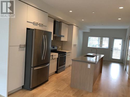 23 22810 113 Avenue, Maple Ridge, BC - Indoor Photo Showing Kitchen