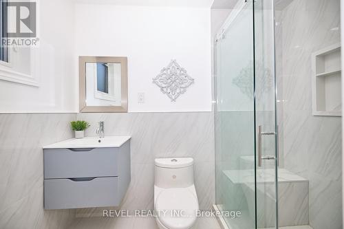 170 Iva Street, Welland, ON - Indoor Photo Showing Bathroom