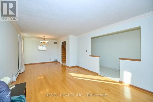 170 Iva Street, Welland, ON - Indoor Photo Showing Other Room