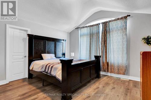 19 Ritchie Drive, East Luther Grand Valley, ON - Indoor Photo Showing Bedroom