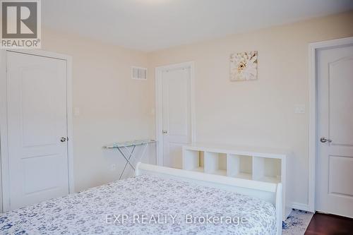 34 Magdalene Crescent, Brampton, ON - Indoor Photo Showing Bedroom