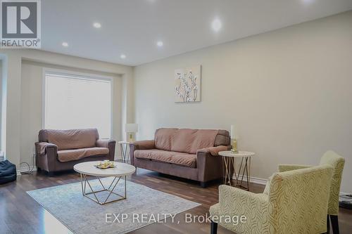 34 Magdalene Crescent, Brampton, ON - Indoor Photo Showing Living Room