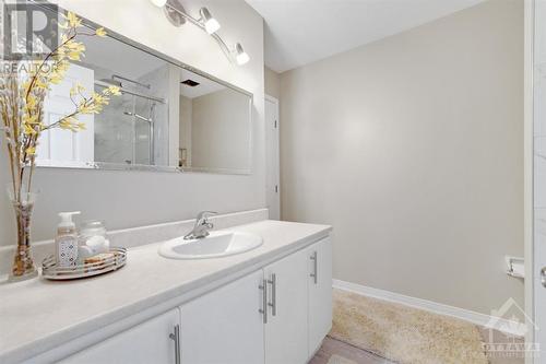 11 Windcrest Court, Ottawa, ON - Indoor Photo Showing Bathroom