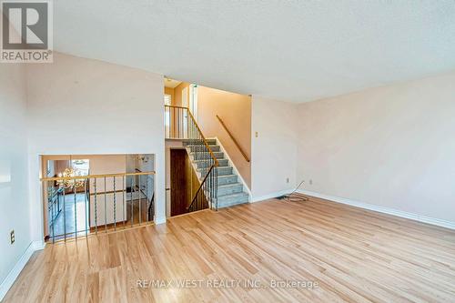 477 Hansen Road N, Brampton, ON - Indoor Photo Showing Other Room