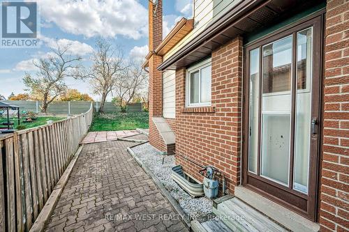 477 Hansen Road N, Brampton, ON - Outdoor With Exterior