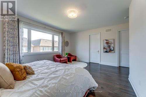 377 Tudor Avenue, Oakville, ON - Indoor Photo Showing Bedroom