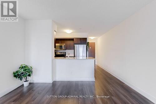 1205 - 6 Eva Road, Toronto, ON - Indoor Photo Showing Kitchen