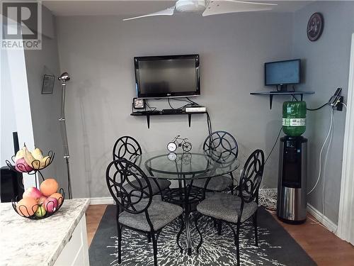 84 Roman Avenue, Elliot Lake, ON - Indoor Photo Showing Dining Room