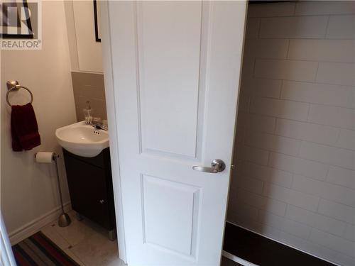 52 Tokyo Crescent, Elliot Lake, ON - Indoor Photo Showing Bathroom