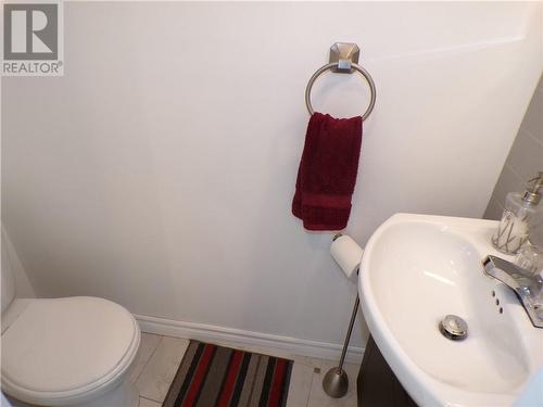 52 Tokyo Crescent, Elliot Lake, ON - Indoor Photo Showing Bathroom