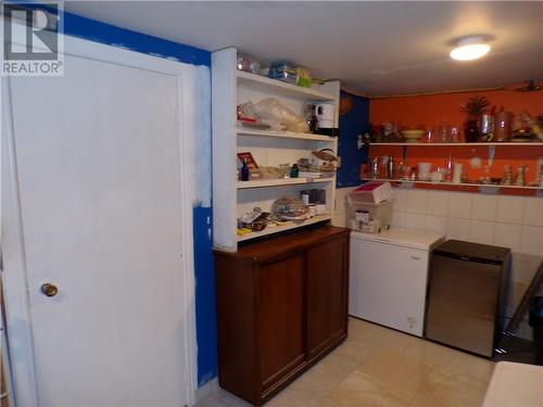 52 Tokyo Crescent, Elliot Lake, ON - Indoor Photo Showing Laundry Room