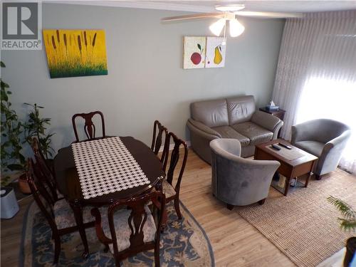 52 Tokyo Crescent, Elliot Lake, ON - Indoor Photo Showing Dining Room