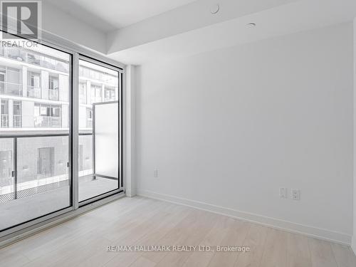 302 - 117 Broadway Avenue, Toronto, ON - Indoor Photo Showing Other Room