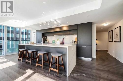 302 - 99 Foxbar Road, Toronto, ON - Indoor Photo Showing Kitchen With Upgraded Kitchen