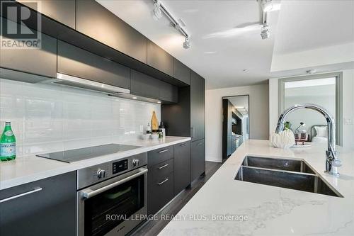 302 - 99 Foxbar Road, Toronto, ON - Indoor Photo Showing Kitchen With Double Sink With Upgraded Kitchen