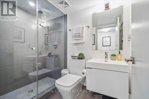 302 - 99 Foxbar Road, Toronto, ON - Indoor Photo Showing Bathroom