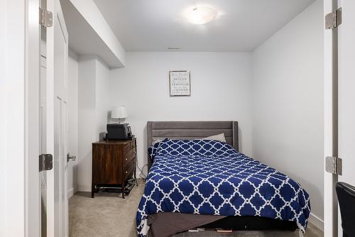 42-1870 Rosealee Lane, West Kelowna, BC - Indoor Photo Showing Bedroom