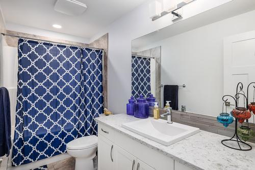 42-1870 Rosealee Lane, West Kelowna, BC - Indoor Photo Showing Bathroom