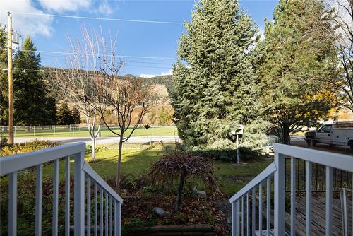 6468 Lavington Way, Coldstream, BC - Outdoor